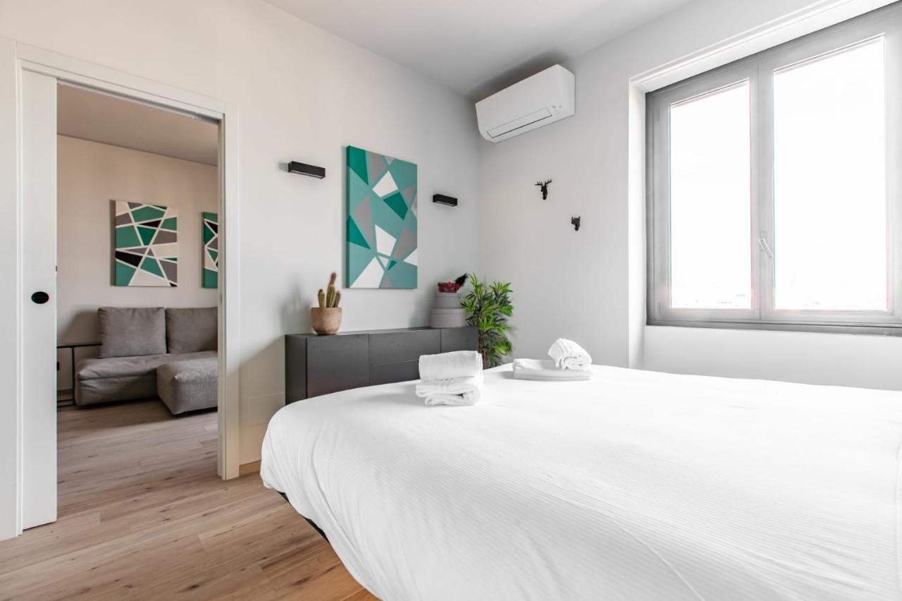 Easylife - Chic E Moderno Bilocale Con Balconcino Sul Naviglio Grande Apartment